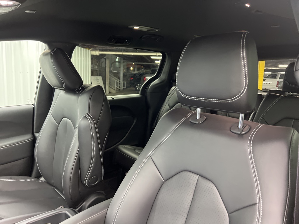 2025 Chrysler Pacifica Select Black at Martin Chrysler Dodge Jeep Ram