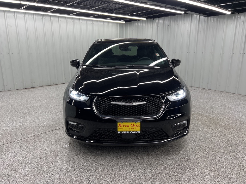 2025 Chrysler Pacifica Select Black at Martin Chrysler Dodge Jeep Ram