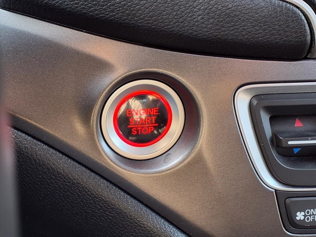 2022 Honda Pilot Special Edition Gray at DeMontrond Automotive Group