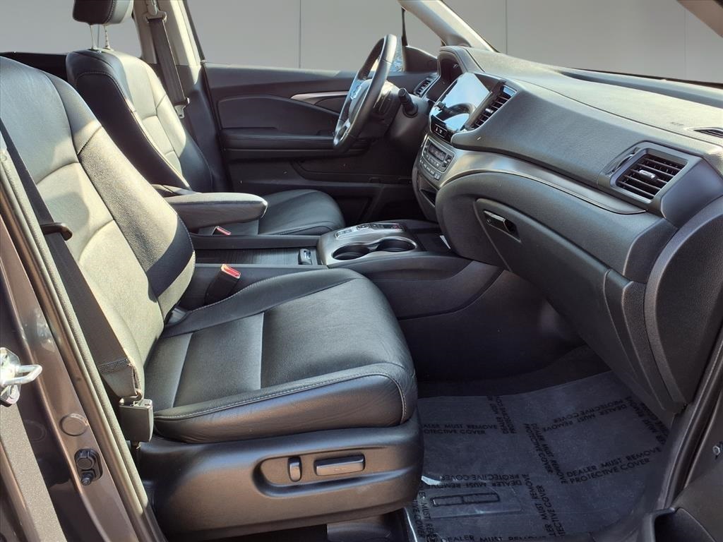 2022 Honda Pilot Special Edition Gray at DeMontrond Automotive Group