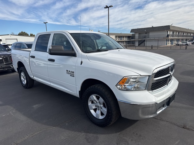 2023 RAM 1500 Classic SLT Crew Cab 4WD