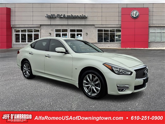 2016 INFINITI Q70 3.7 AWD