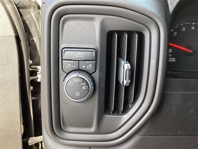 Used Car 2020 Chevrolet Silverado 1500  Custom For Sale Under $30,000 In San Antonio, Texas