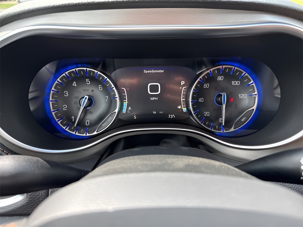 2025 Chrysler Pacifica