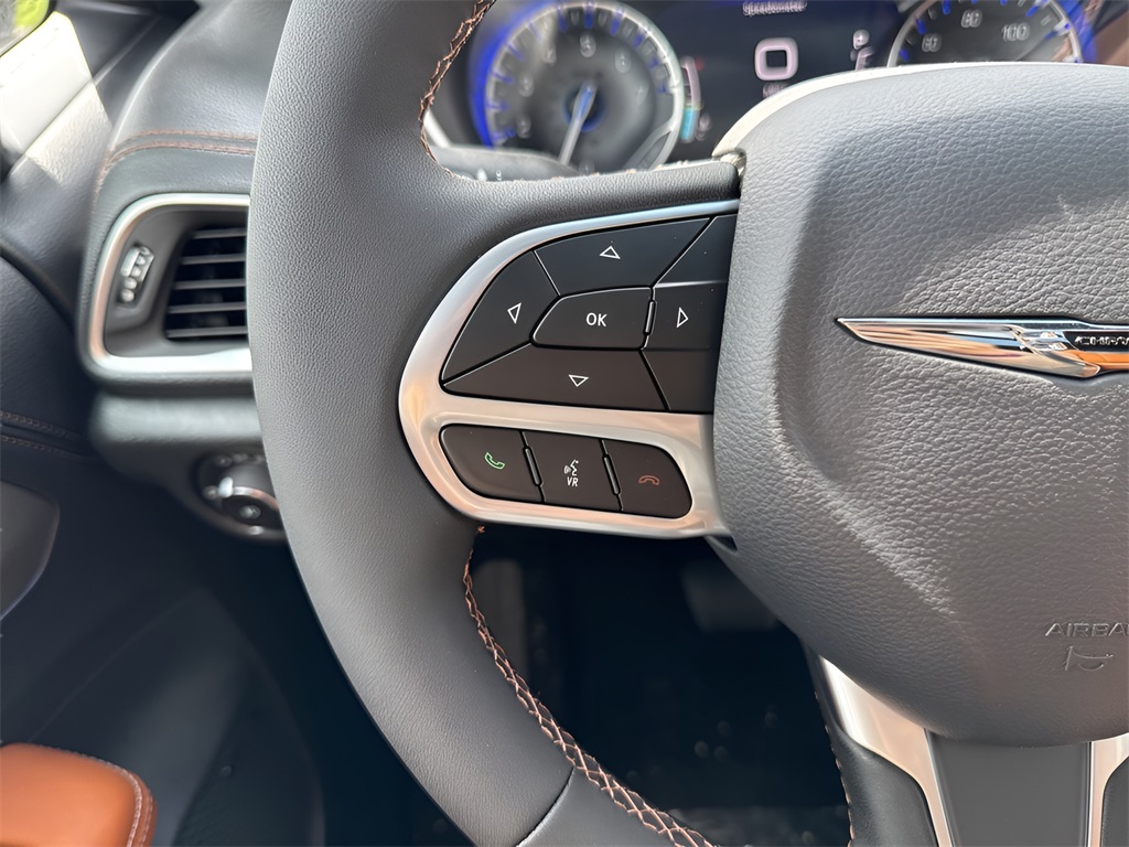 2025 Chrysler Pacifica