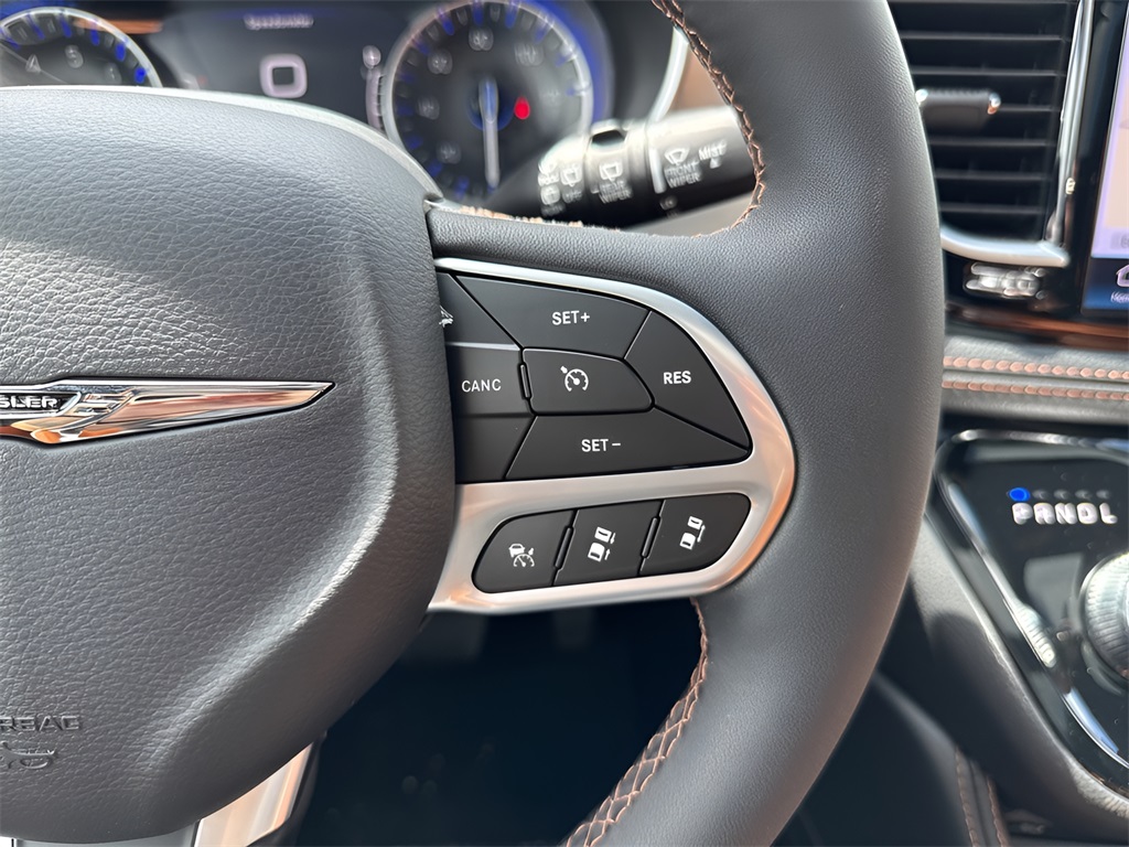 2025 Chrysler Pacifica
