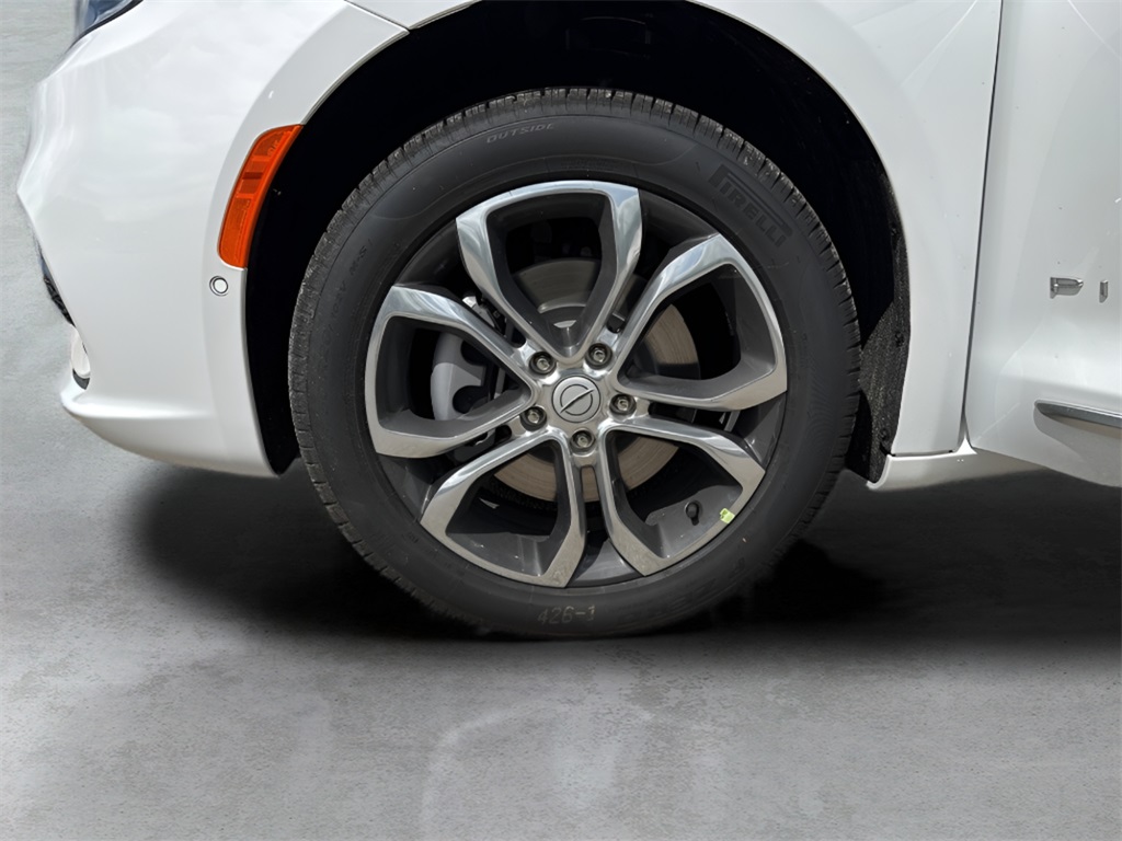 2025 Chrysler Pacifica