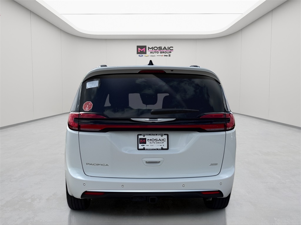 2025 Chrysler Pacifica
