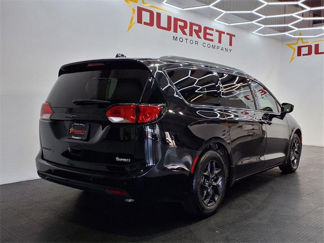 2020 Chrysler Pacifica Touring L - 1