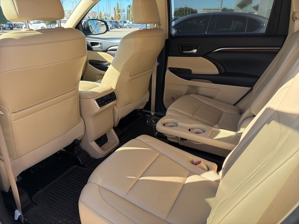 2014 Toyota Highlander Limited White at Emmons Autoplex