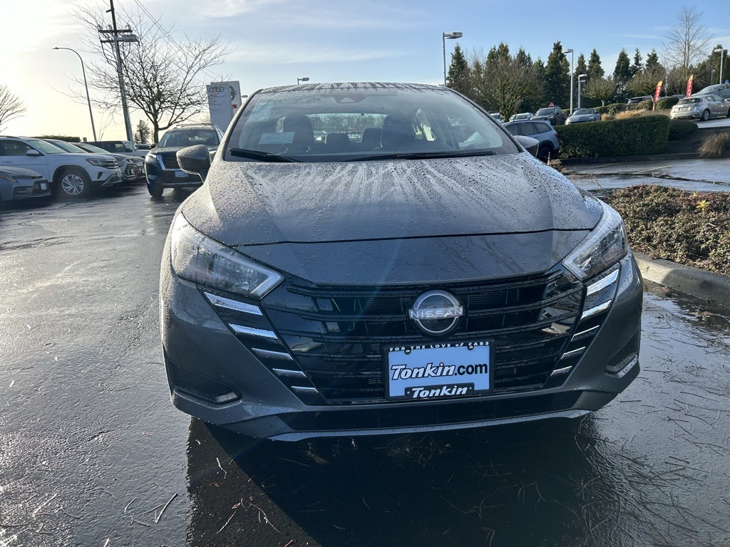 2025 Nissan Versa 1.6 SV photo 2