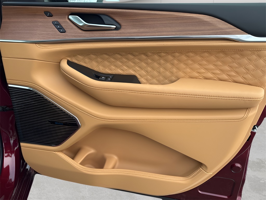 2025 Jeep Grand Cherokee L