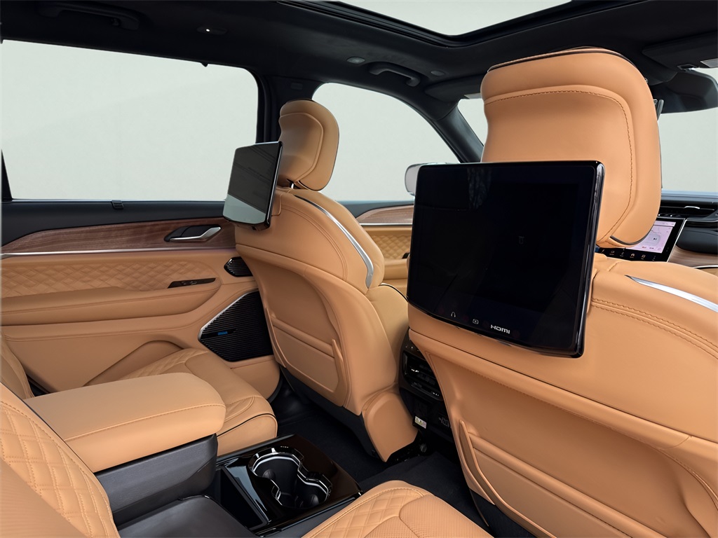 2025 Jeep Grand Cherokee L