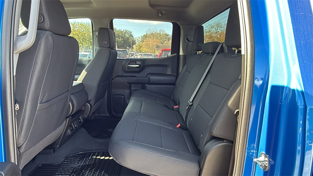 2025 Chevrolet Silverado 1500 Custom - 10