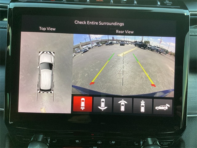 Used Car 2023 Jeep Grand Cherokee  Overland 4xe For Sale Under $30,000 In San Antonio, Texas