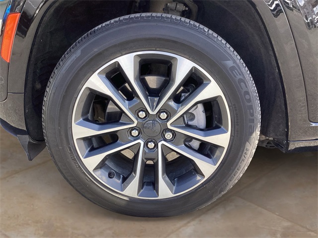 Used Car 2023 Jeep Grand Cherokee  Overland 4xe For Sale Under $30,000 In San Antonio, Texas