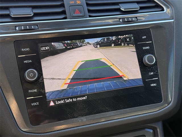 2023 Volkswagen Tiguan 2.0T SE White at Autostrade