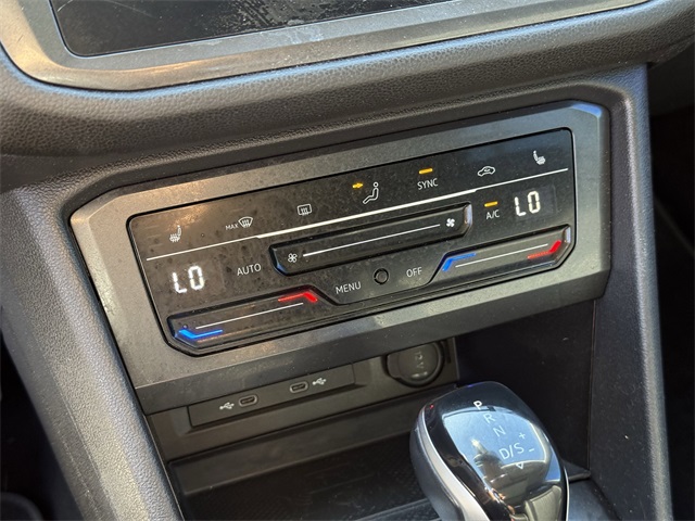 2023 Volkswagen Tiguan 2.0T SE White at Autostrade