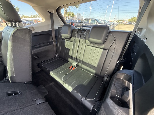 2023 Volkswagen Tiguan 2.0T SE White at Autostrade