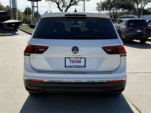 2023 Volkswagen Tiguan 2.0T SE White at Autostrade