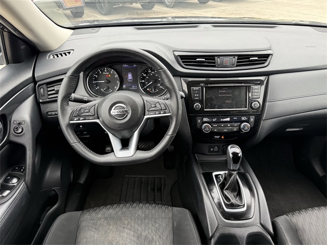 2018 Nissan Rogue SV Black at Autostrade