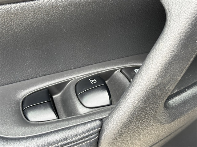 2018 Nissan Rogue SV Black at Autostrade