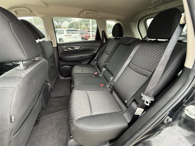 2018 Nissan Rogue SV Black at Autostrade