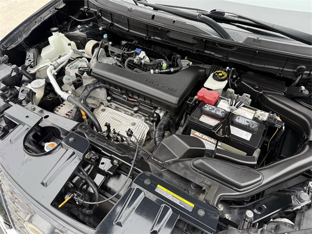 2018 Nissan Rogue SV Black at Autostrade