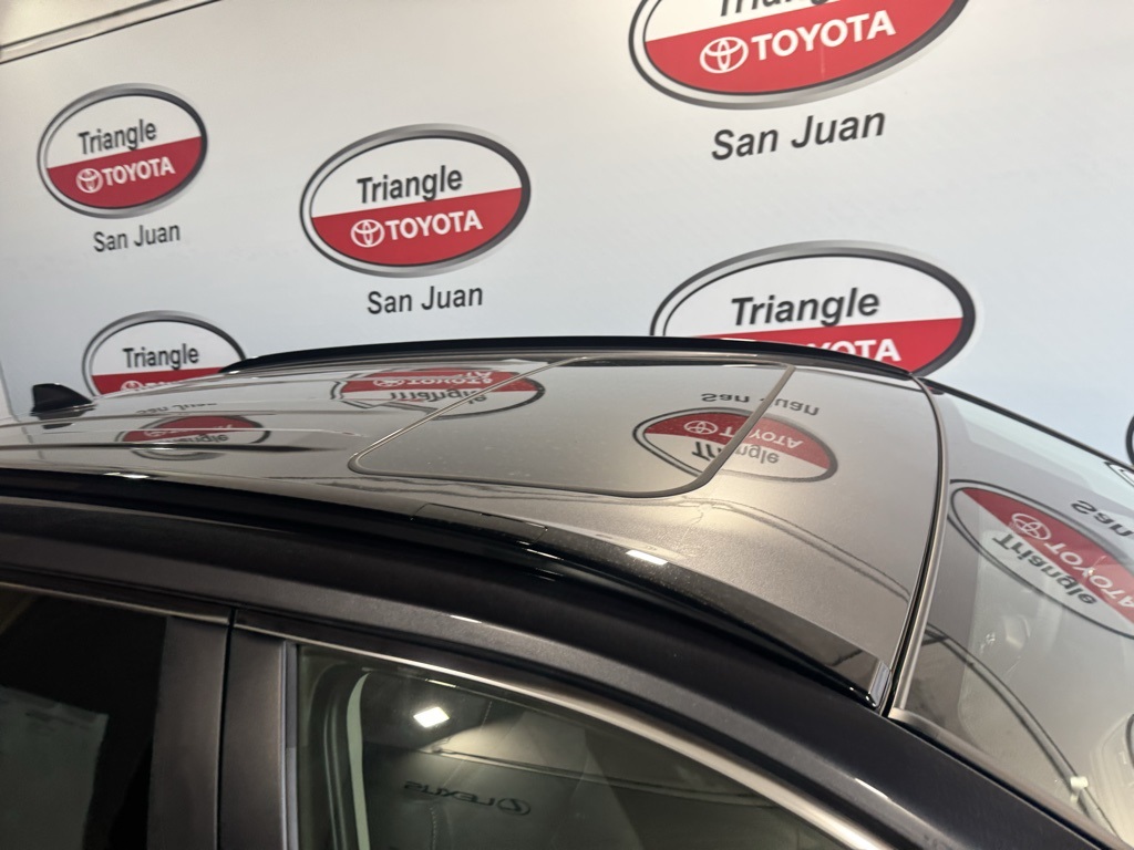 Thumbnail: 2025 Toyota RAV4 - 10