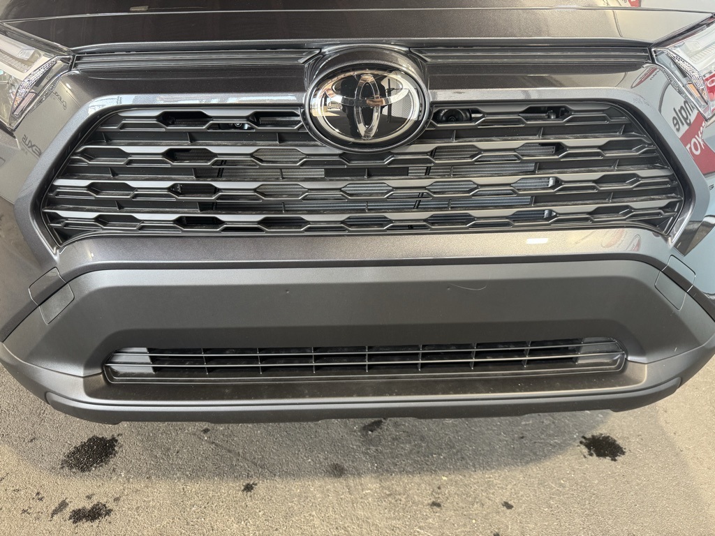 Thumbnail: 2025 Toyota RAV4 - 14