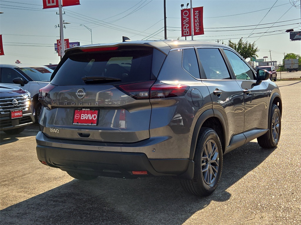 2026 Nissan Rogue S photo 3