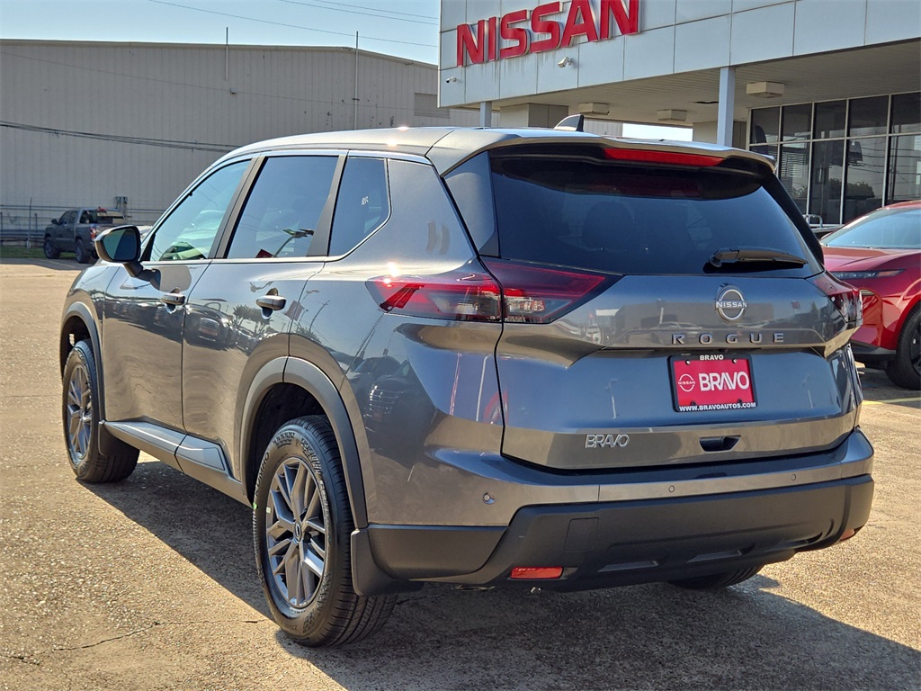 2026 Nissan Rogue S photo 4