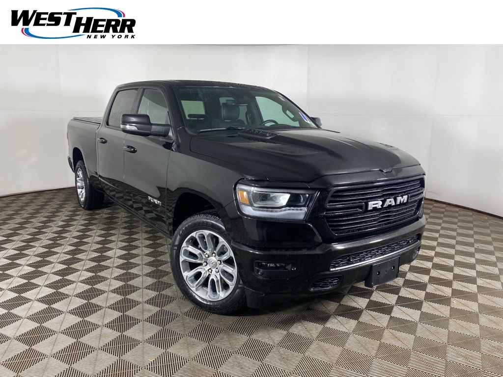 2023 RAM 1500 Laramie Crew Cab 4WD