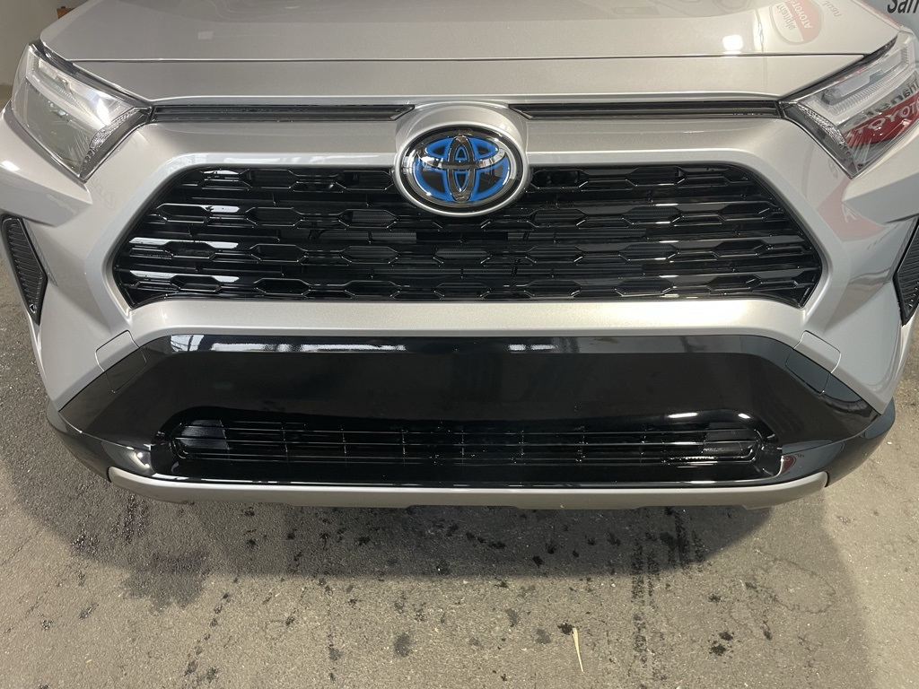 Thumbnail: 2025 Toyota RAV4 - 11
