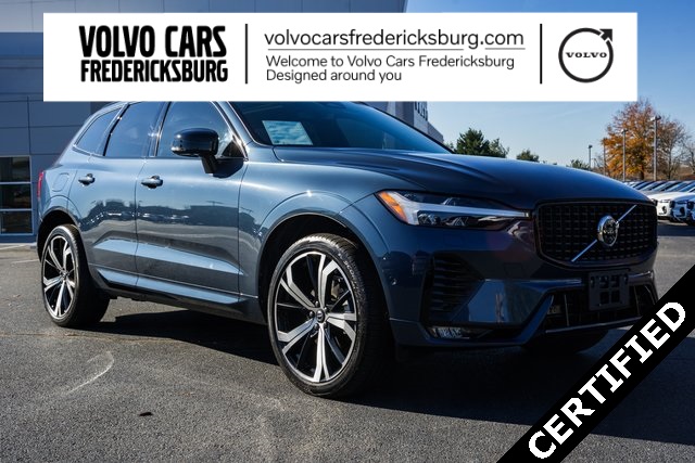 2024 Volvo XC60 B5 Ultimate Dark Theme AWD