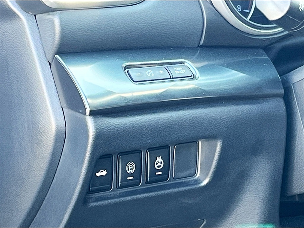 2023 Nissan Maxima SR Gray at Mac Haik CDJR North Houston