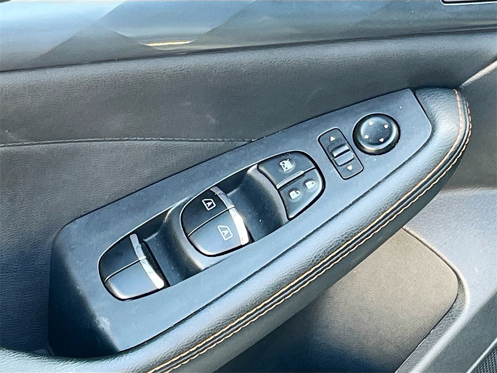 2023 Nissan Maxima SR Gray at Mac Haik CDJR North Houston