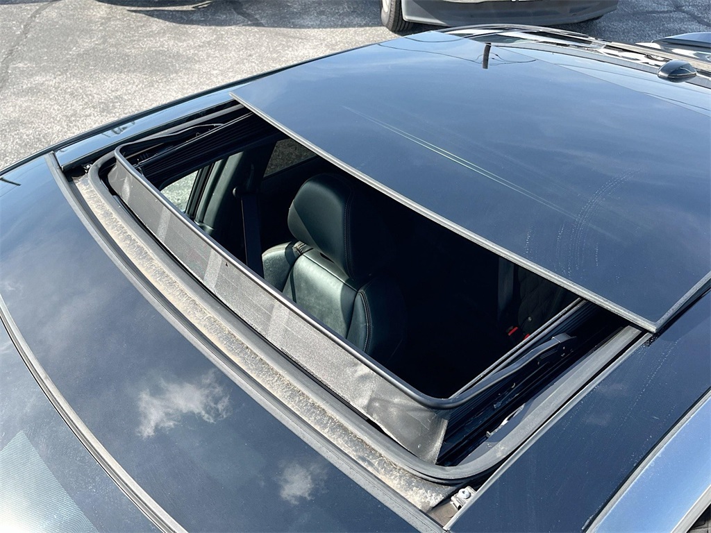 2023 Nissan Maxima SR Gray at Mac Haik CDJR North Houston