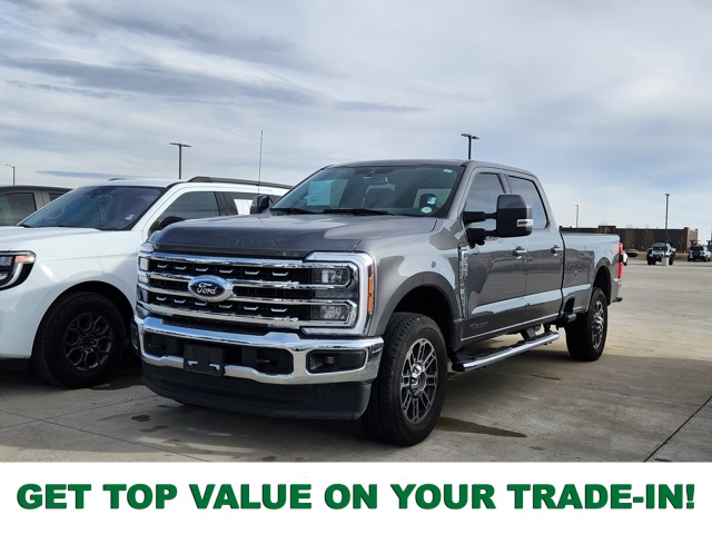 2023 Ford F-350 Super Duty Lariat Crew Cab 4WD