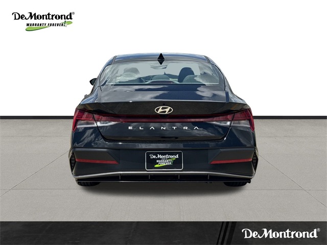 2025 Hyundai Elantra SEL Convenience - 5