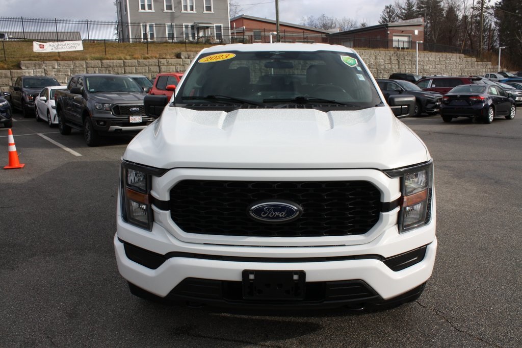 2023 Ford F-150 XL photo 3