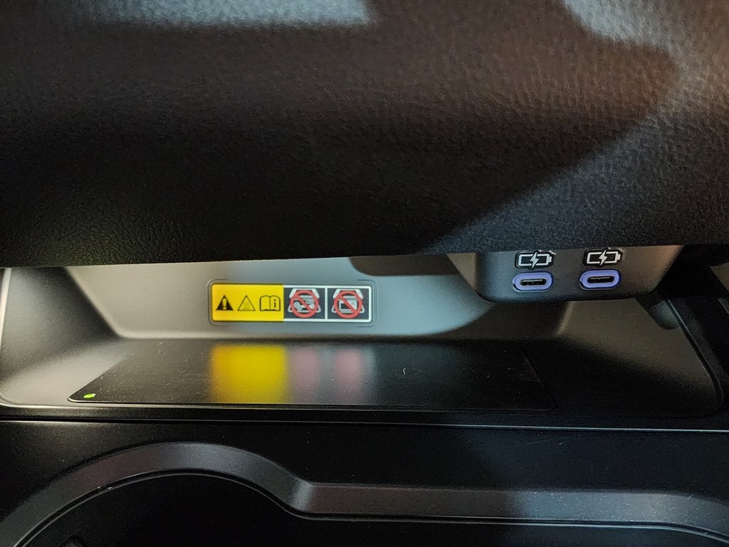 Thumbnail: 2025 Lexus UX - 21