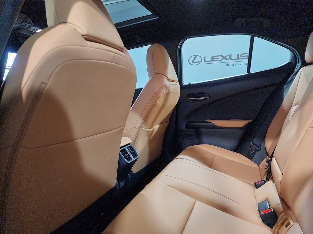 Thumbnail: 2025 Lexus UX - 24