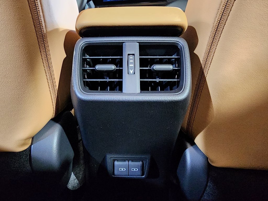 Thumbnail: 2025 Lexus UX - 27