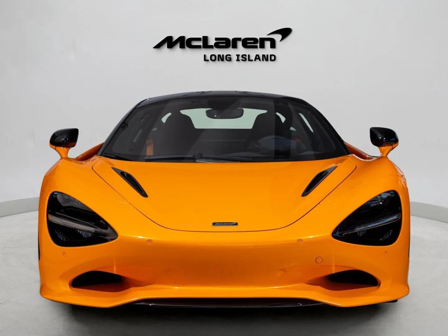 2025 Mclaren 750S Coupe photo 2