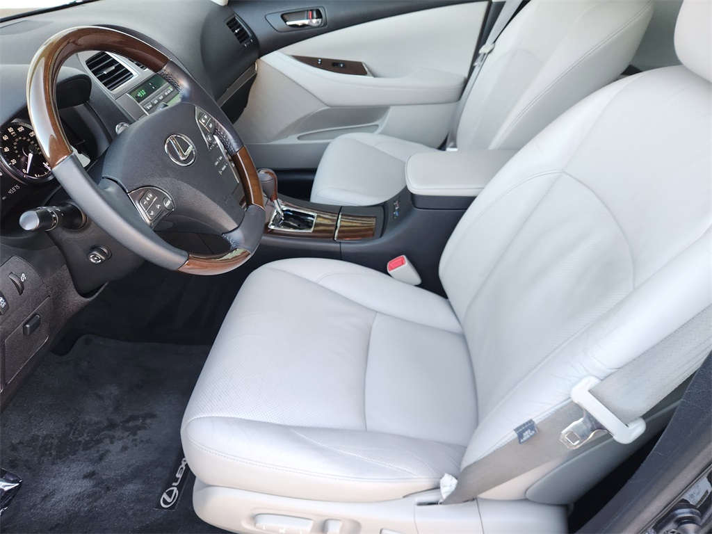 2011 Lexus ES 350  at Emmons Autoplex