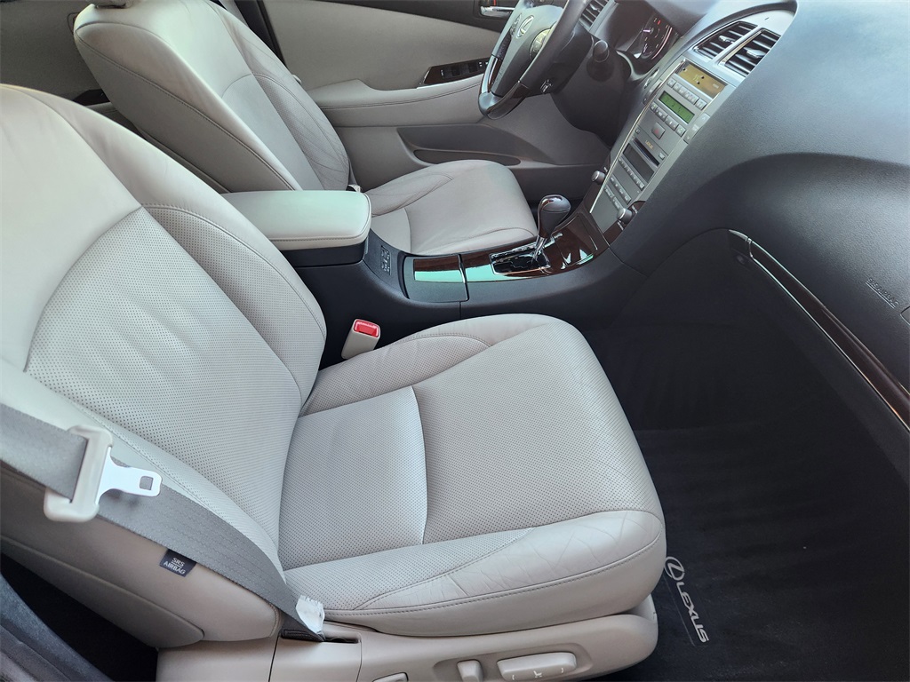 2011 Lexus ES 350  at Emmons Autoplex