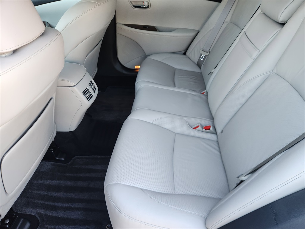 2011 Lexus ES 350  at Emmons Autoplex