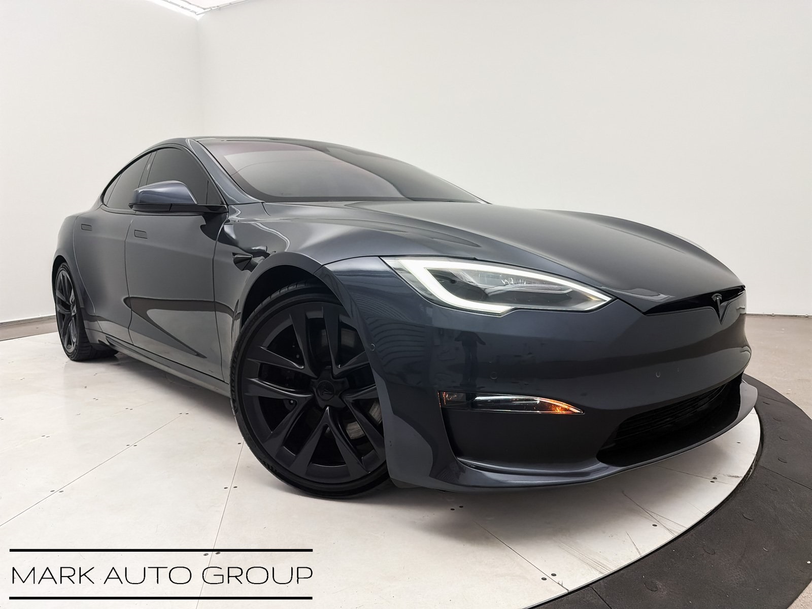 2021 Tesla Model S Plaid