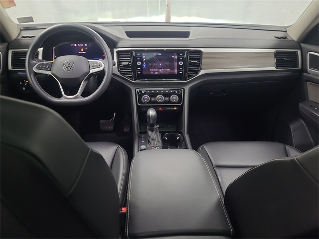 2021 – Volkswagen – Atlas
